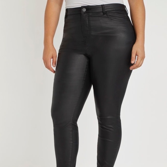 Eloquii Denim - Eloquii Coated Skinny Jean NWT Size 22